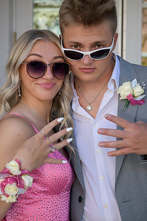 2022 prom DE1_9112-Edit