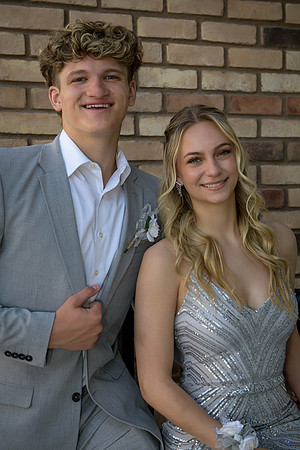 2022 prom DE1_9034-Edit