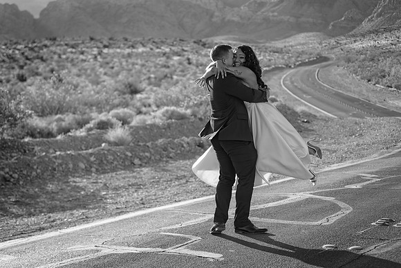 2025 taylor & daysia DE2_7850-Edit bw
