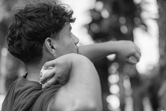 2024 carlos DE2_3599-Edit bw