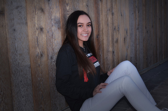 2018 taryn DSC_4045ed