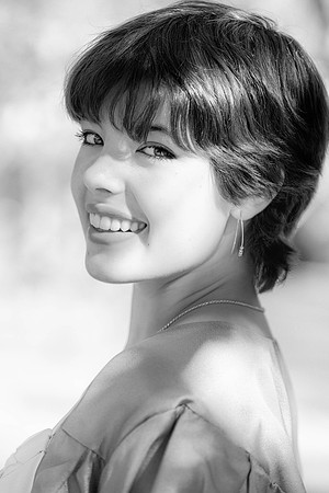 2022 sophia DE1_0873-Edit bw