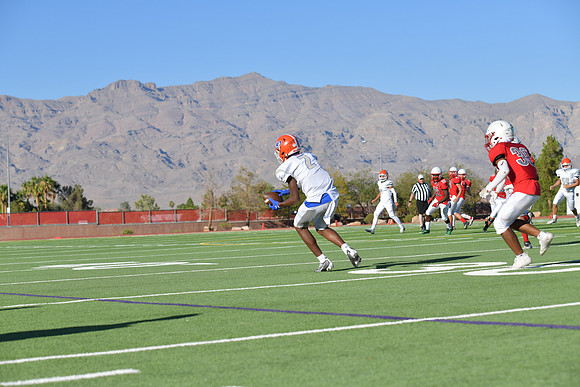 2022 04 f vs bishop gorman  DE2_1900