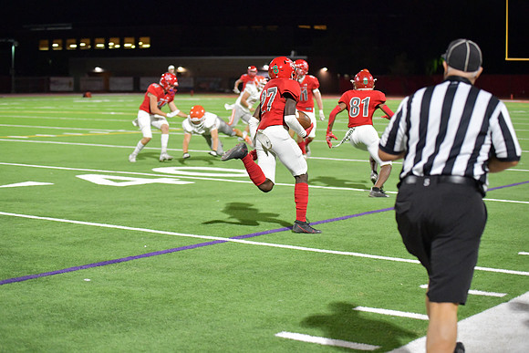 2022 04 jv vs bishop gorman  DE2_2344