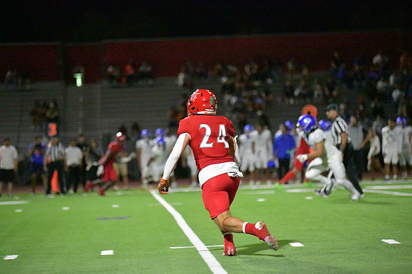 2022 04 v vs bishop gorman  DE2_3391