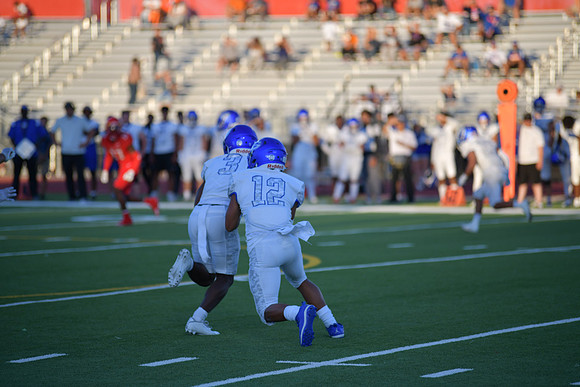 2022 04 v vs bishop gorman  DE2_2997