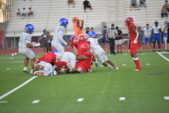 2022 04 v vs bishop gorman  DE2_3008