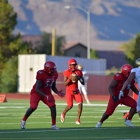 2022 01 v vs snow canyon  DEB_4754
