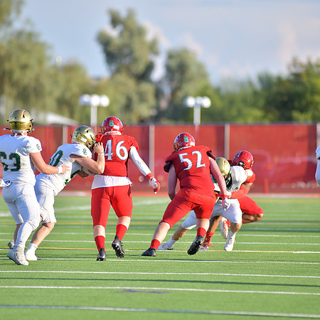 2022 01 v vs snow canyon  DEB_4711