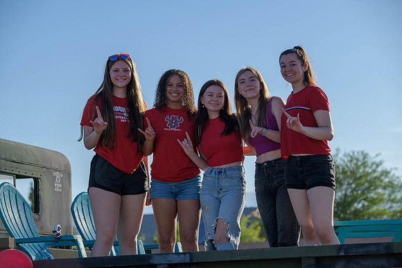 2022 avhs parade-1
