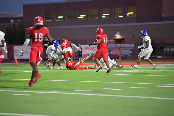 2022 04 v vs bishop gorman  DE2_3126