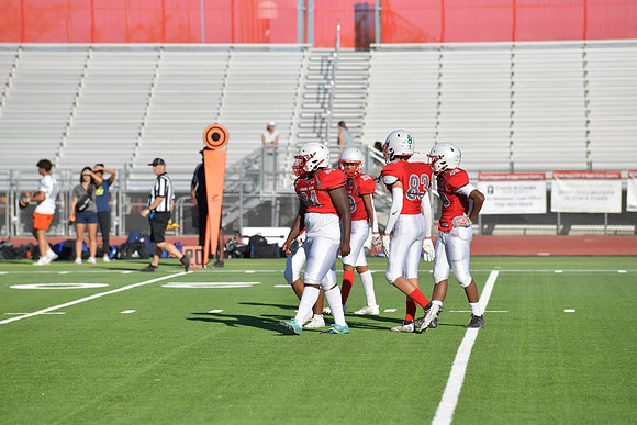 2022 04 f vs bishop gorman  DE2_1892
