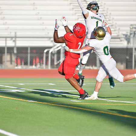 2022 01 v vs snow canyon  DEB_4557