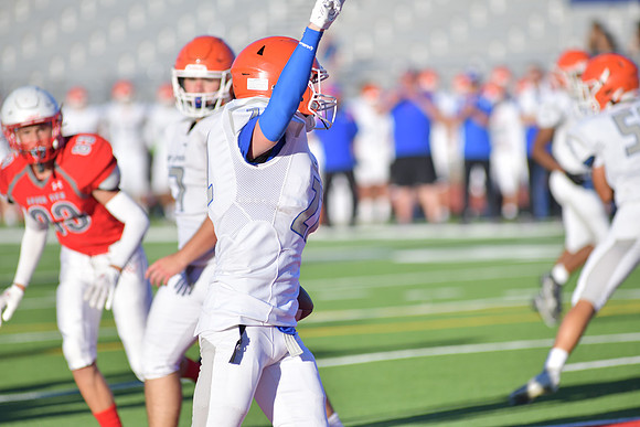 2022 04 f vs bishop gorman  DE1_2521