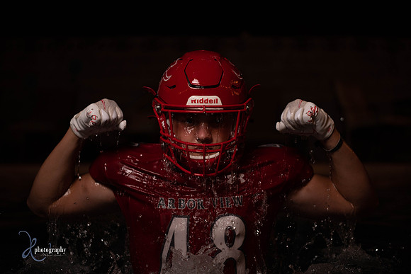 2021 drenched DE1_3294