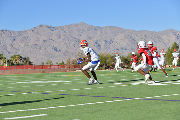 2022 04 f vs bishop gorman  DE2_1901