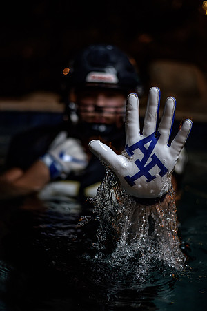 2021 drenched DE1_4159